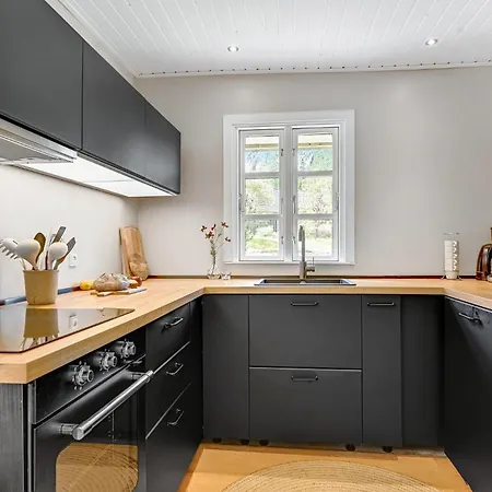 Дом отдыха Two-bedroom In