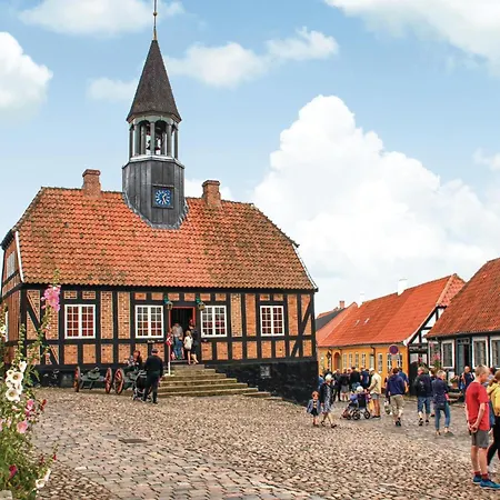 Two-bedroom In Дом отдыха Эбельтофт